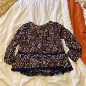 Floral 3/4 length sleeve shirt